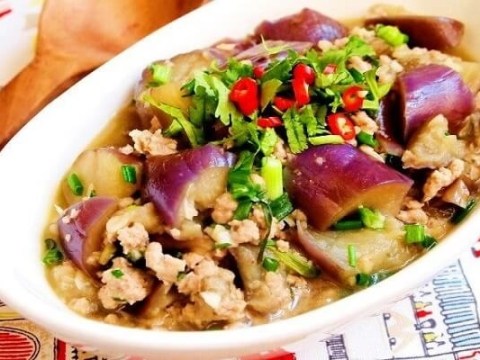 ca tim xao gi ngon tuyet chieu xao ca tim khong bi tham den ngon ngat ngay thom nuc mui Cà tím xào gì ngon? Tuyệt chiêu xào cà tím không bị thâm đen, ngon ngất ngây, thơm nức mũi