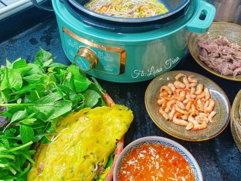 lam banh xeo kieu nay thi vua gion ngon ma an thoai mai cung khong tang can cuoi tuan cac Làm bánh xèo kiểu này thì vừa giòn ngon mà ăn thoải mái cũng không tăng cân, cuối tuần các mẹ thử ngay nhé!