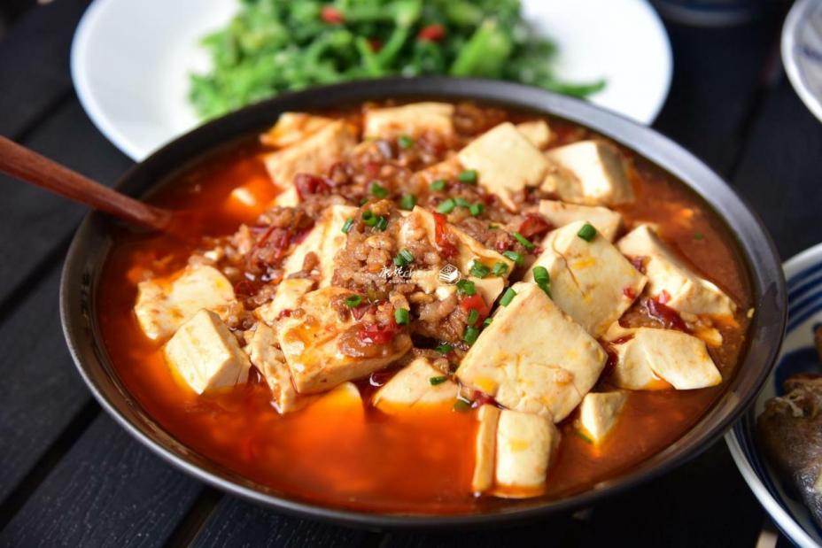 Thực đơn khiến ai cũng phải “thèm cơm nhà”, cứ nấu ra là hết sạch