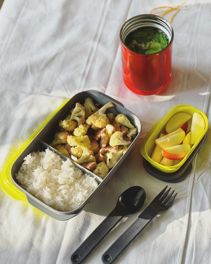 Không muốn chồng 'cơm hàng cháo chợ', vợ đảm chăm chỉ dậy sớm chuẩn bị loạt cơm hộp ngon lành đủ dưỡng chất