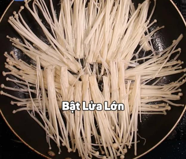 Nấm kim châm và trứng gà làm theo cách sau, sẽ có món ăn ngon miệng, giàu protein, vitamin và khoáng chất
