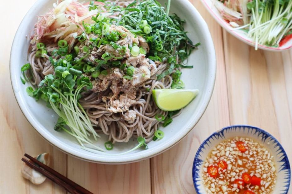 Nước mắm ớt tỏi 'gây sốt' khi ăn với mì lạnh soba ở Nhật Bản