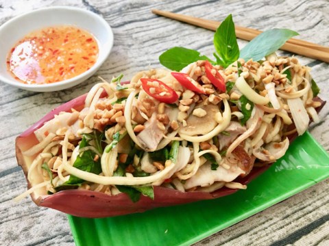 nom bap chuoi ga Nộm bắp chuối gà xé