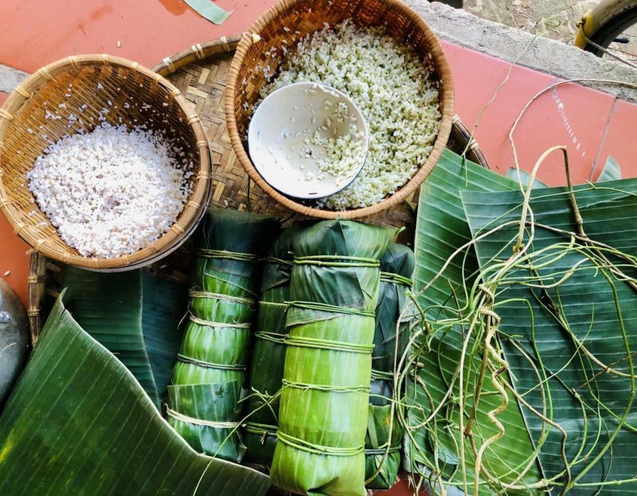 Bánh tét 'Chăm' thoáng hương trong ngày Tết Việt