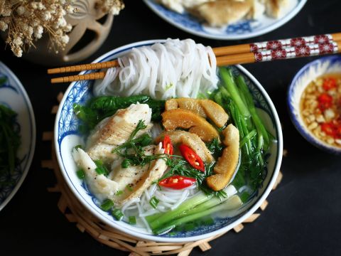 cach nau canh bun ca mon co ngon cua nguoi ha noi Cách nấu canh bún cá - món cổ ngon của người Hà Nội