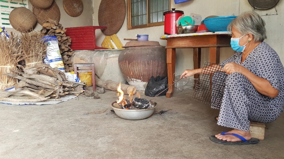 Lòng tôi có món thịt kho tàu bà Ba