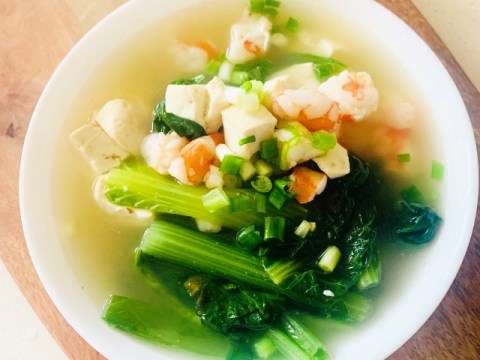 nau canh rau cai them mieng re tien nhung cuc nhieu canxi va con co vo nay lai ngon hon 100 l Nấu canh rau cải, thêm miếng rẻ tiền nhưng cực nhiều canxi và con có vỏ này lại ngon hơn 100 lần!