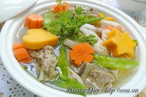 Cuổi tuần thảnh thơi, vợ làm 4 món canh hầm, chồng vừa ăn vừa gật gù đắc ý