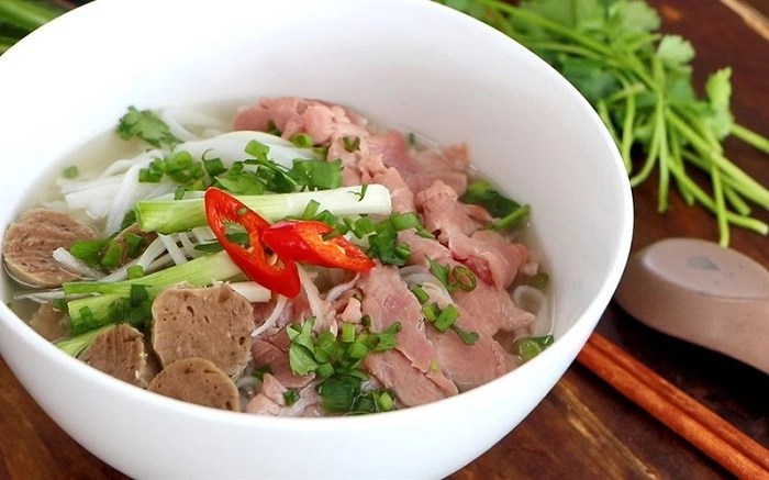 Tự nấu phở bò thơm ngon 'chuẩn như vị nhà hàng' theo 3 cách, cả nhà tấm tắc khen