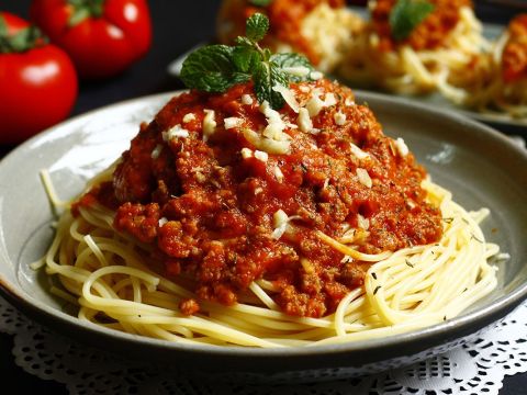 cach lam my y spaghetti thit bo bam sot ca chua don gian tai nha 9 Cách làm mỳ Ý Spaghetti thịt bò bằm sốt cà chua đơn giản tại nhà