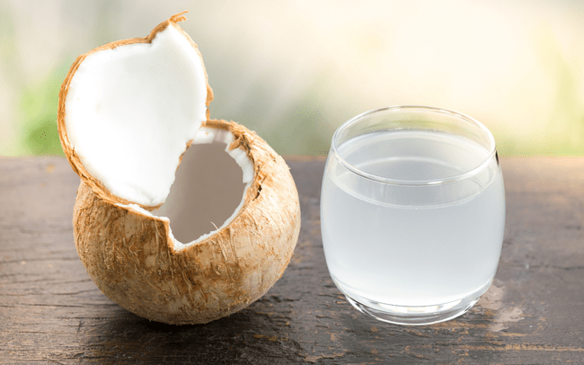 Detox thải độc da chỉ với 1 ly sinh tố màu xanh dễ làm