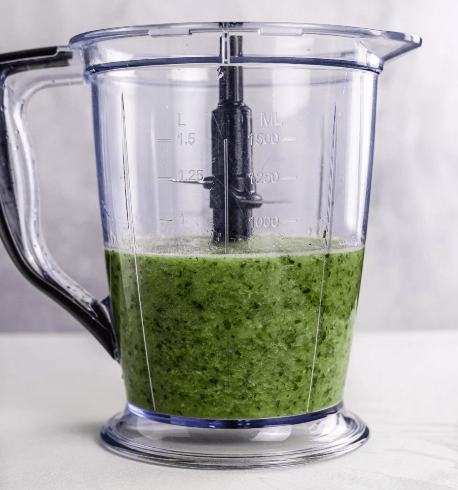 Detox thải độc da chỉ với 1 ly sinh tố màu xanh dễ làm