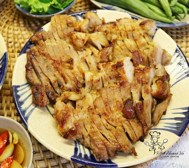 Hôm nay nấu gì: Cơm chiều nhiều món cực ngon, có canh chua chống ngán, nhìn món phụ rẻ nhưng trôi cơm