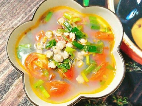 mon ngon cuoi tuan canh hen nau chua mat ruot ngay he Món ngon cuối tuần: Canh hến nấu chua "mát ruột" ngày hè