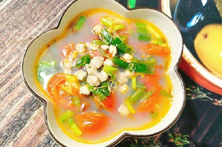 Món ngon cuối tuần: Canh hến nấu chua 