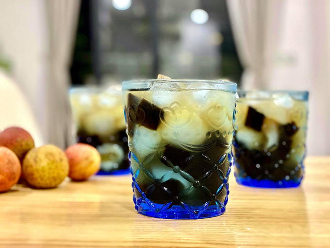 Món trà vải 'ít trà toàn vải' của Đan Lê