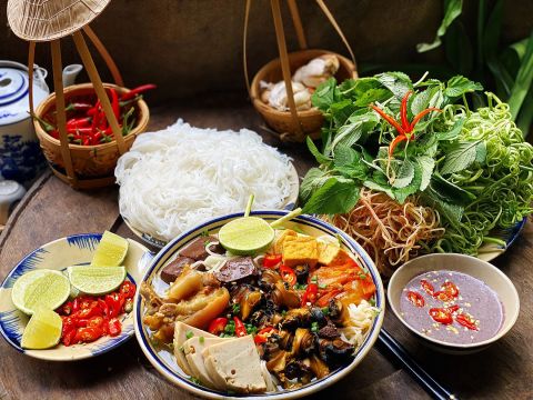 cach nau bun rieu vi sai gon Cách nấu bún riêu vị Sài Gòn