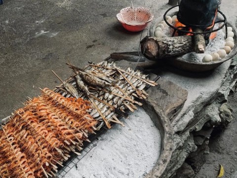 den bac kan thuong thuc dac san ca nuong pac ngoi dan da da Đến Bắc Kạn thưởng thức đặc sản cá nướng Pác Ngòi dân dã, đậm vị núi rừng