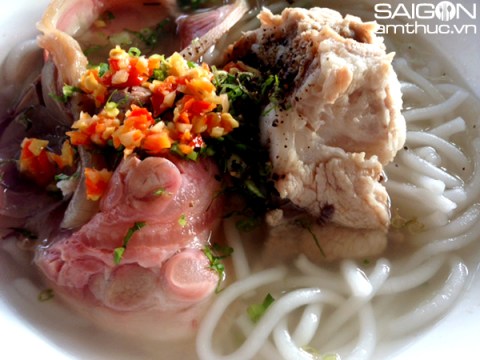 lan dau danh chen banh canh trang bang Lần đầu “đánh chén” bánh canh Trảng Bàng