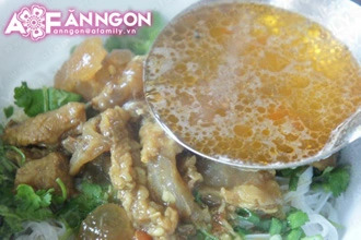 Món ngon cuối tuần: Phở bò sốt vang