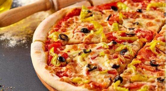 4 sai lầm khi làm bánh pizza tại nhà khiến món ăn chẳng thể thành công