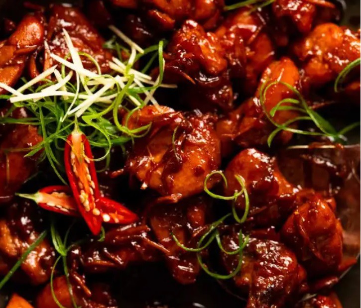 Nghỉ lễ, mẹ đãi cả nhà món gà sốt caramen thơm ngon khó cưỡng