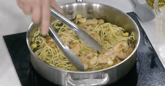 Thử làm ngay món spaghetti tôm sốt chanh cực thơm ngon chiêu đãi cả nhà