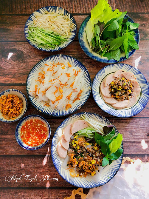 Bánh cuốn từ bánh tráng