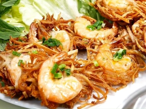 cach lam banh tom khoai mon sieu ngon sieu don gian Cách làm bánh tôm khoai môn siêu ngon, siêu đơn giản