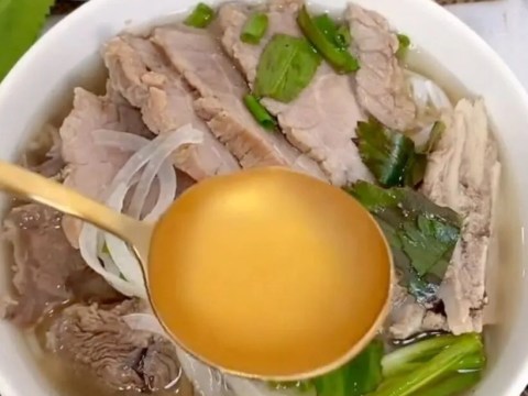 bat mi cach nau pho bo chuan vi ha noi Bật mí cách nấu phở bò chuẩn vị Hà Nội