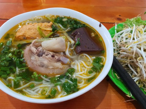 Bún Bò Huế, ăn đâu Cũng Thấm