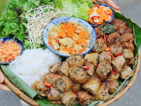 Cuối Tuần Làm Mẹt Bún Chả, Nem Cua Bể Kiểu Này Thơm Nức Mũi, Cả Nhà ăn Không Còn Một Miếng